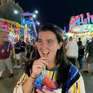 Meet your Posher, Rae